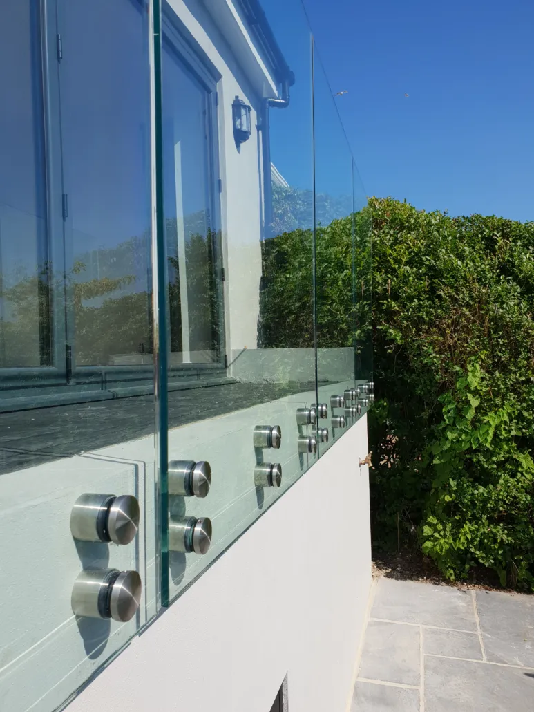 Button Glass Balustrades